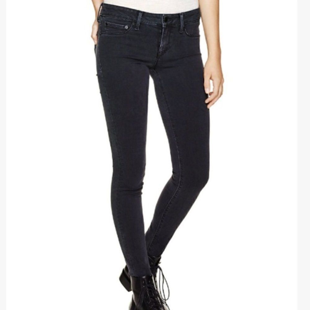 Aritzia Black Women’s Jeggings - Slim Fit